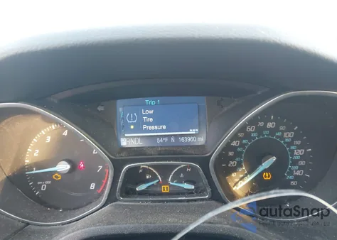 2012 Ford Focus Se z USA, uszkodzony, nr VIN 1FAHP3F22CL336136